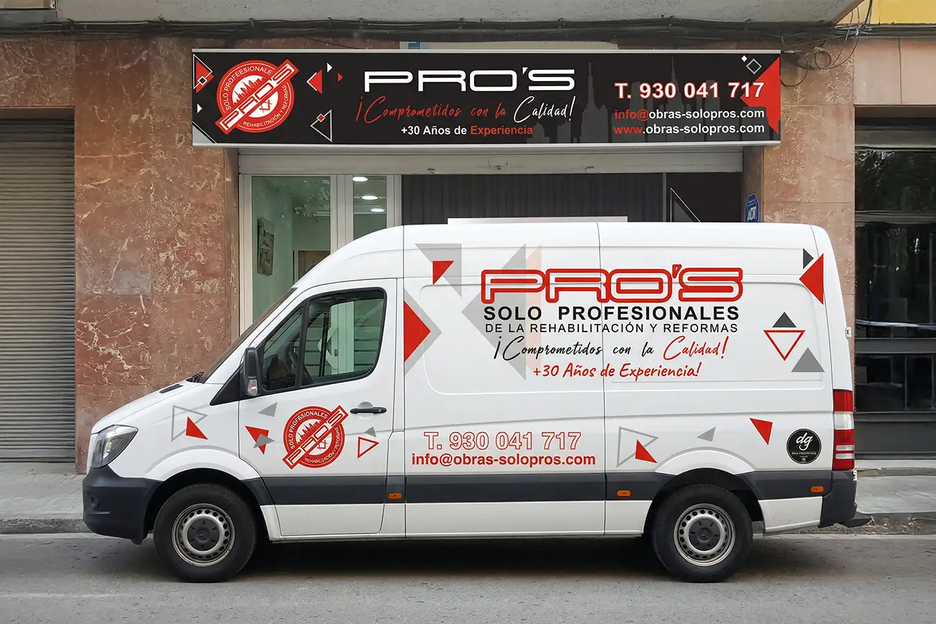 Rotulación Furgoneta de Constructora en L'Hospitalet Barcelona